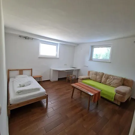 Apartamento Cebelja Zibka *